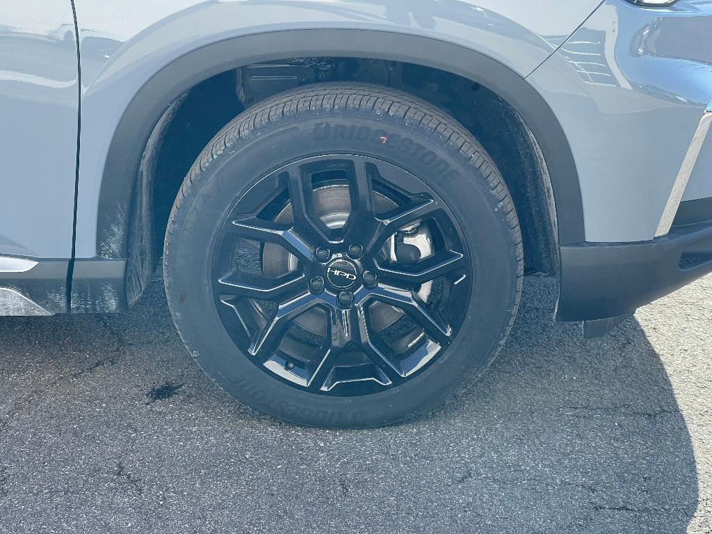 new 2025 Honda Pilot car, priced at $50,003