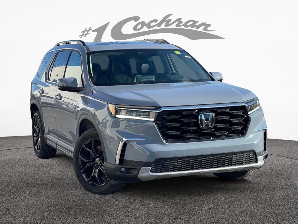 new 2025 Honda Pilot car, priced at $50,153