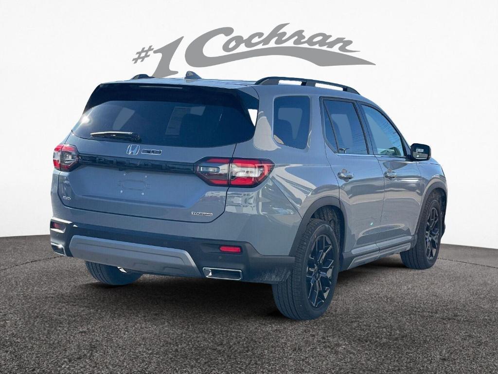 new 2025 Honda Pilot car, priced at $50,003