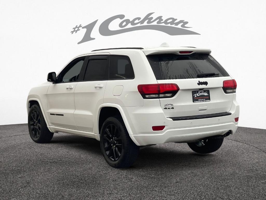 used 2017 Jeep Grand Cherokee car, priced at $14,800