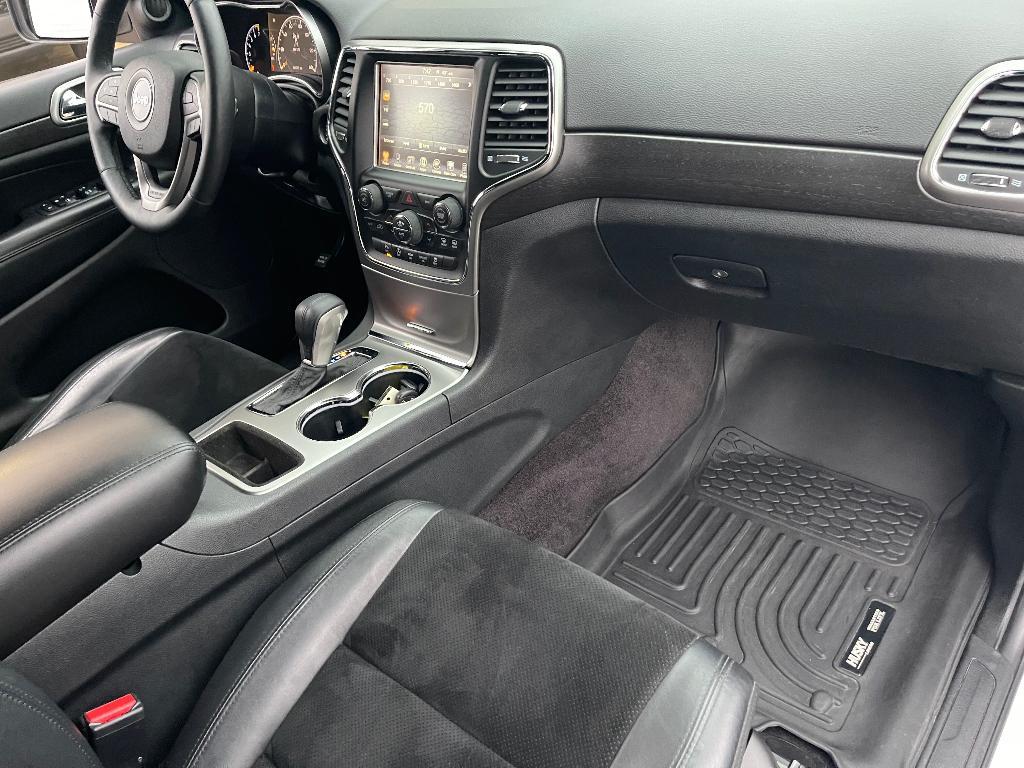 used 2017 Jeep Grand Cherokee car, priced at $14,800