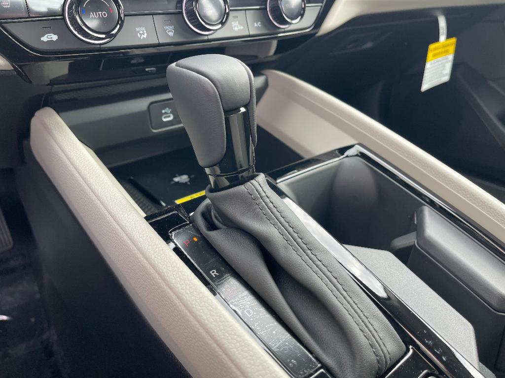 new 2025 Honda Accord Hybrid car, priced at $34,573