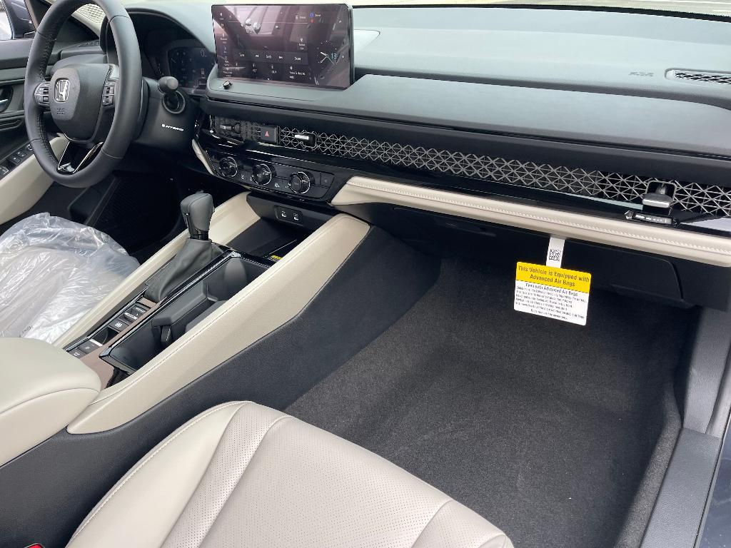 new 2025 Honda Accord Hybrid car, priced at $34,573