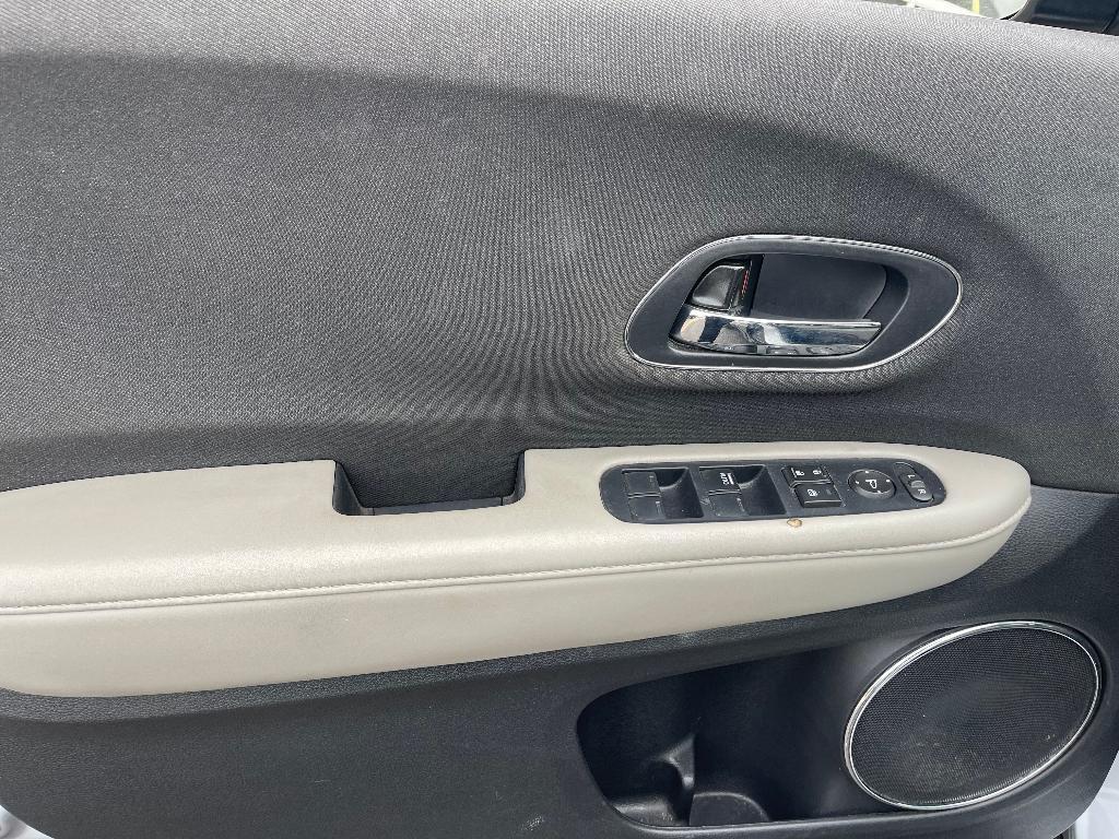 used 2022 Honda HR-V car, priced at $21,307