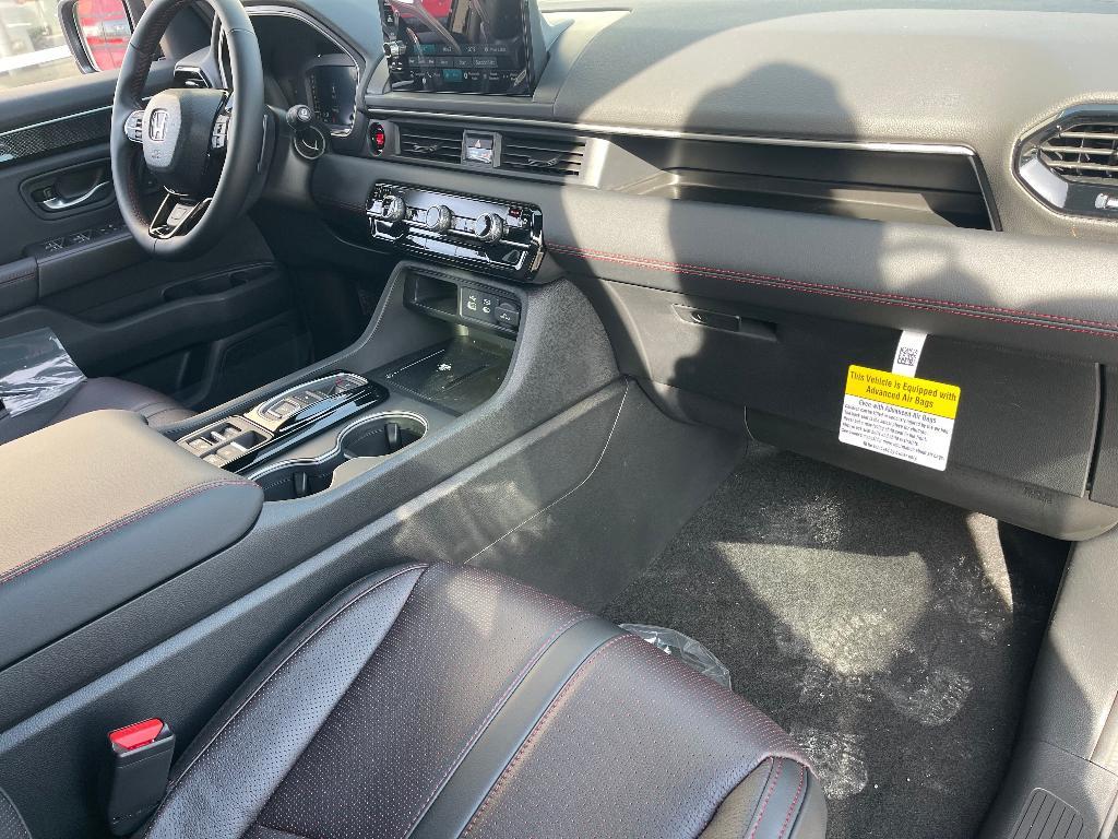 new 2025 Honda Pilot car, priced at $52,565