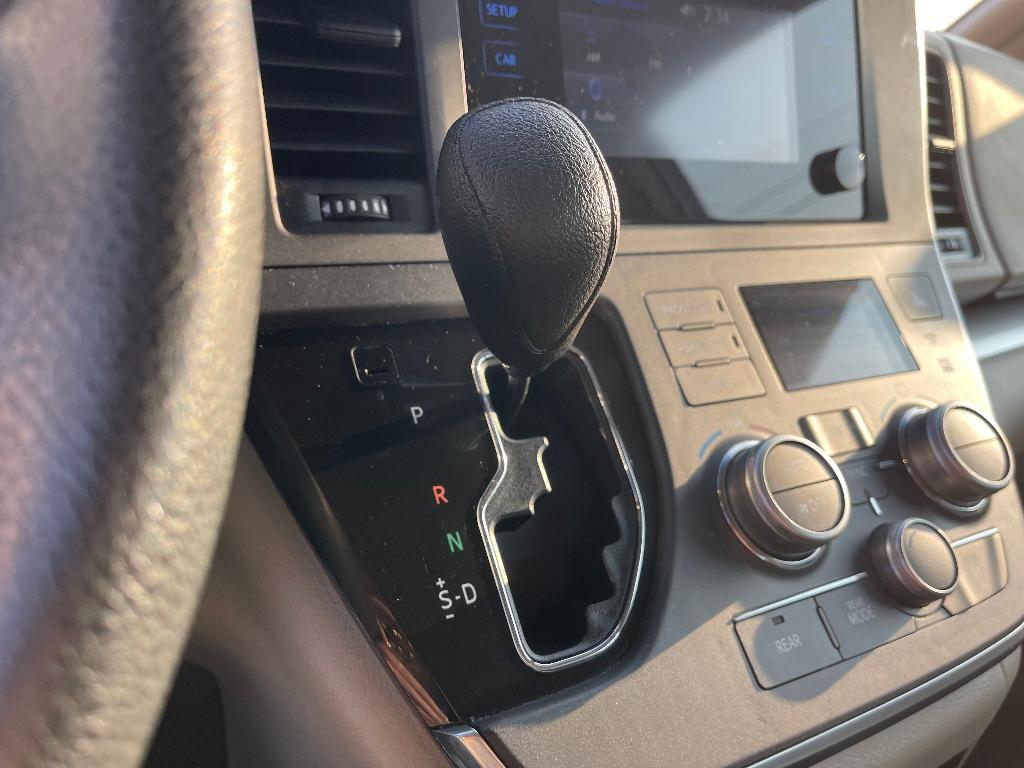 used 2016 Toyota Sienna car, priced at $22,250