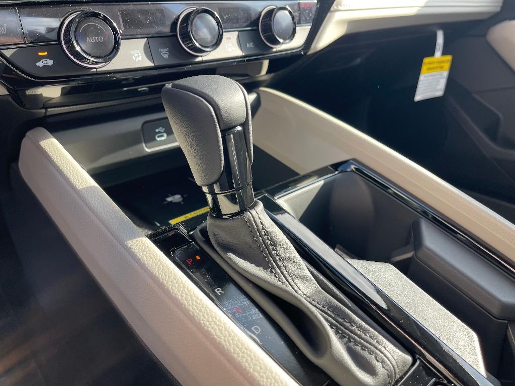 new 2025 Honda Accord Hybrid car, priced at $34,573