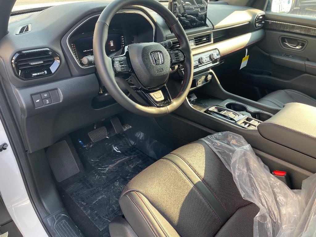 new 2025 Honda Pilot car, priced at $52,231