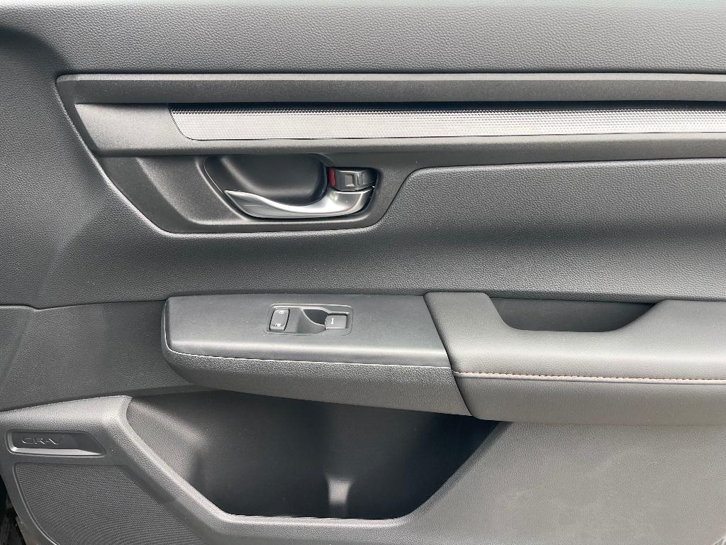 new 2026 Honda CR-V Hybrid car, priced at $39,683