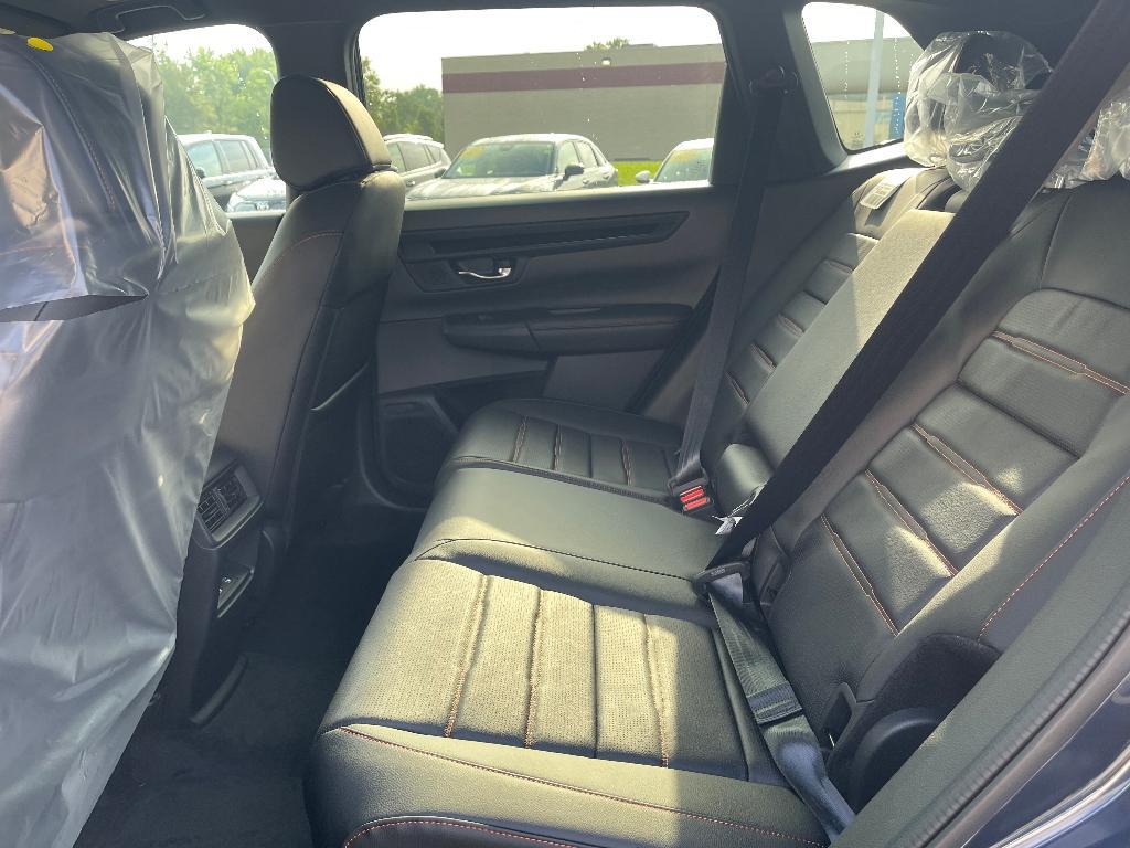 new 2026 Honda CR-V Hybrid car, priced at $39,683