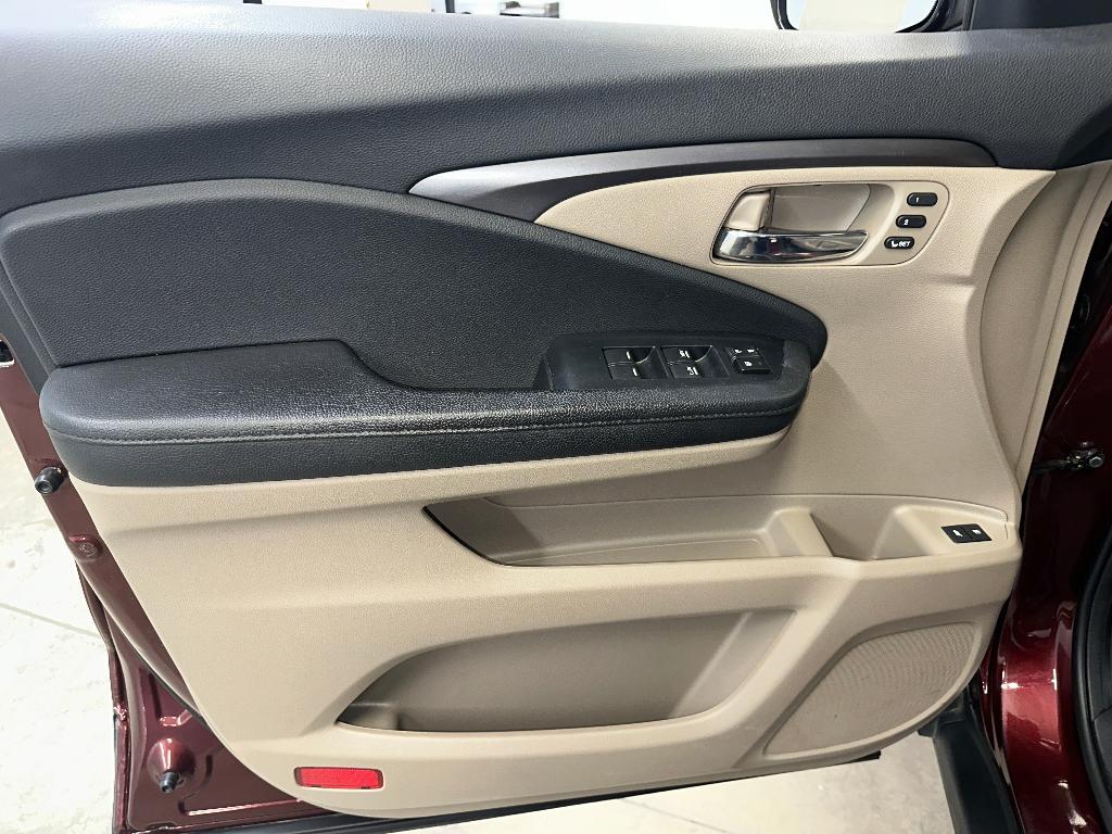 used 2022 Honda Pilot car, priced at $35,800