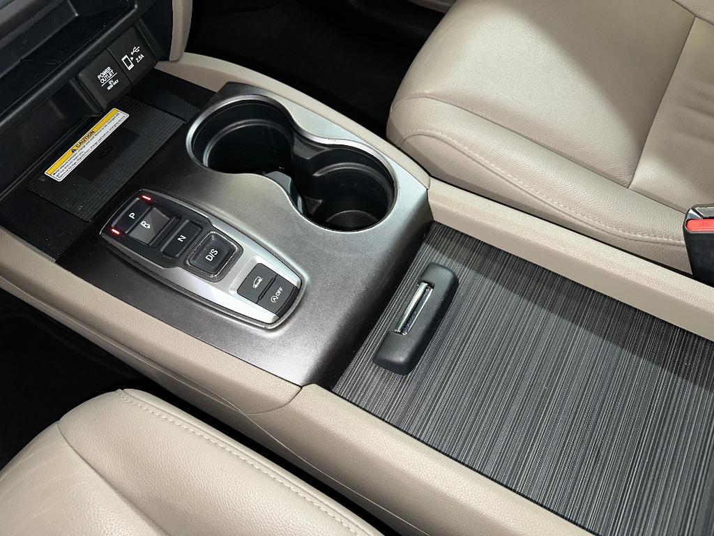 used 2022 Honda Pilot car, priced at $35,800