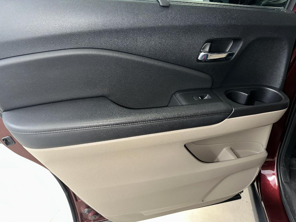 used 2022 Honda Pilot car, priced at $35,800