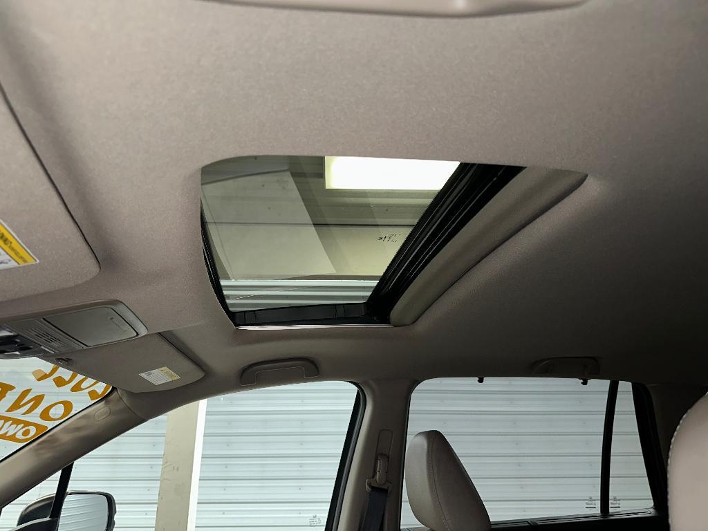 used 2022 Honda Pilot car, priced at $35,800