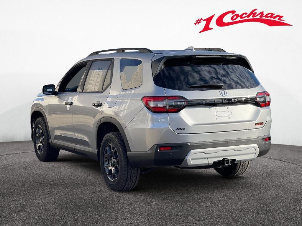 new 2025 Honda Pilot car, priced at $46,432
