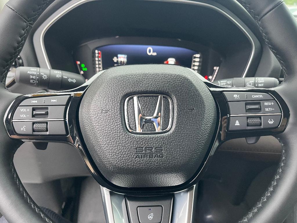 new 2025 Honda Pilot car, priced at $50,704