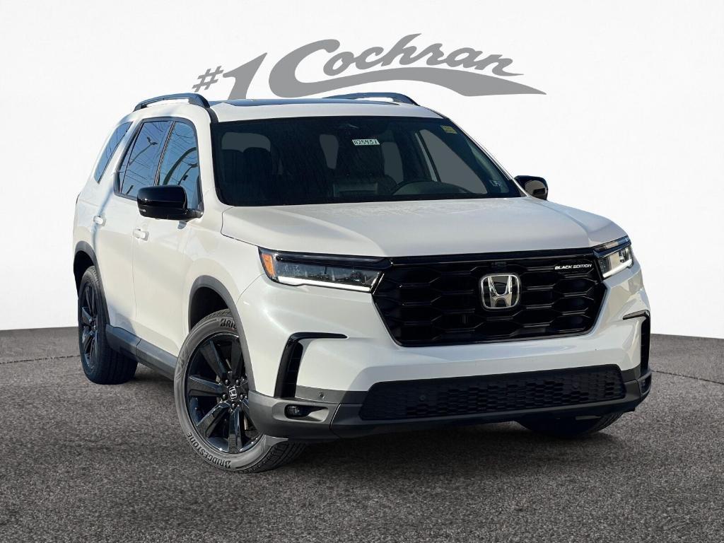 new 2025 Honda Pilot car, priced at $54,985