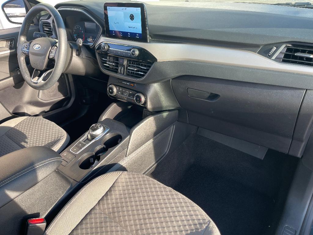 used 2022 Ford Escape car, priced at $21,482