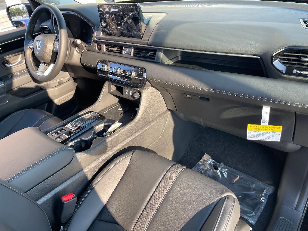 new 2025 Honda Pilot car, priced at $48,839
