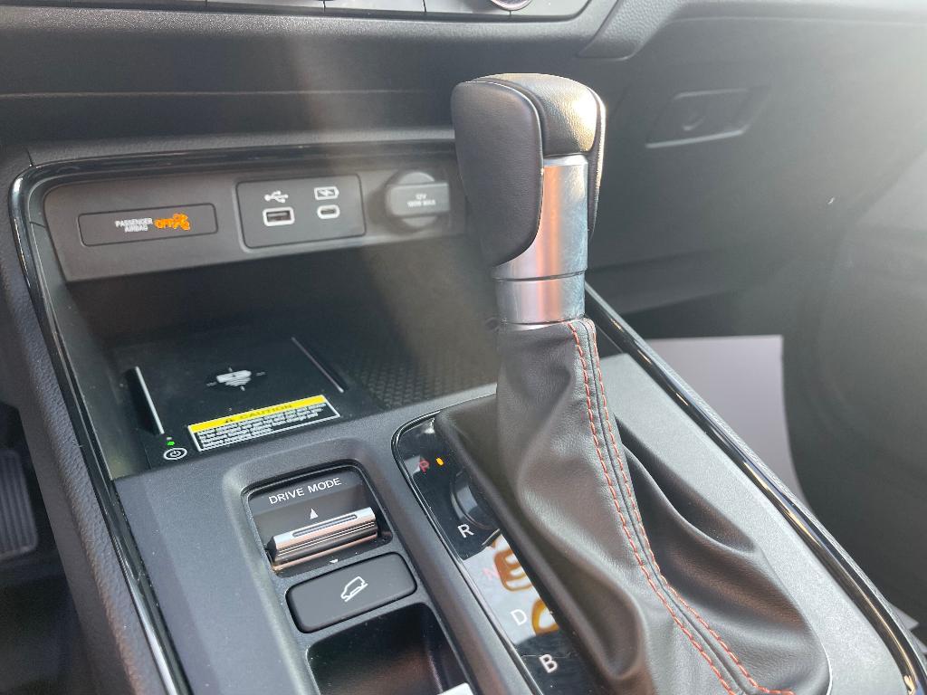 used 2025 Honda CR-V Hybrid car, priced at $38,500