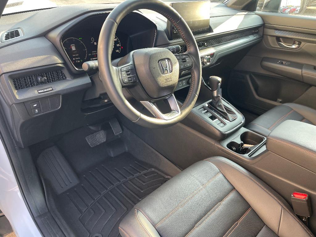 used 2025 Honda CR-V Hybrid car, priced at $38,500