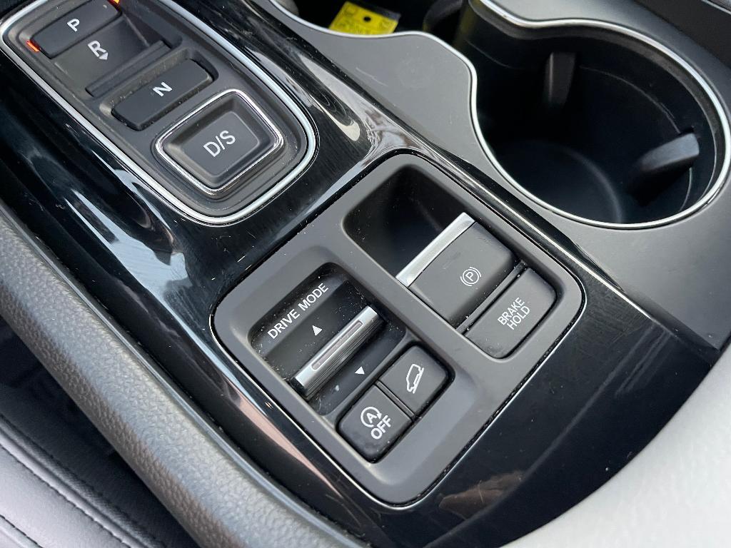 used 2025 Honda Pilot car
