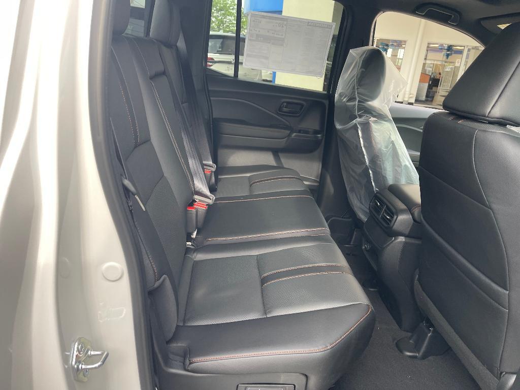 new 2025 Honda Ridgeline car, priced at $43,193