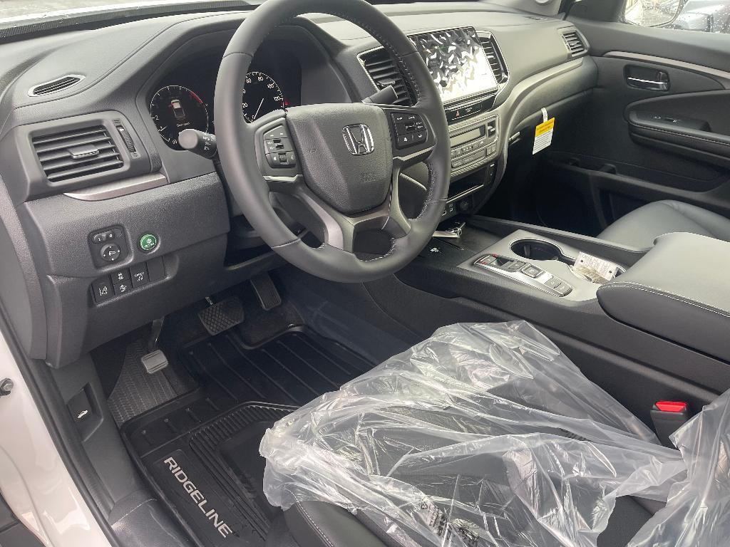 new 2025 Honda Ridgeline car, priced at $40,792
