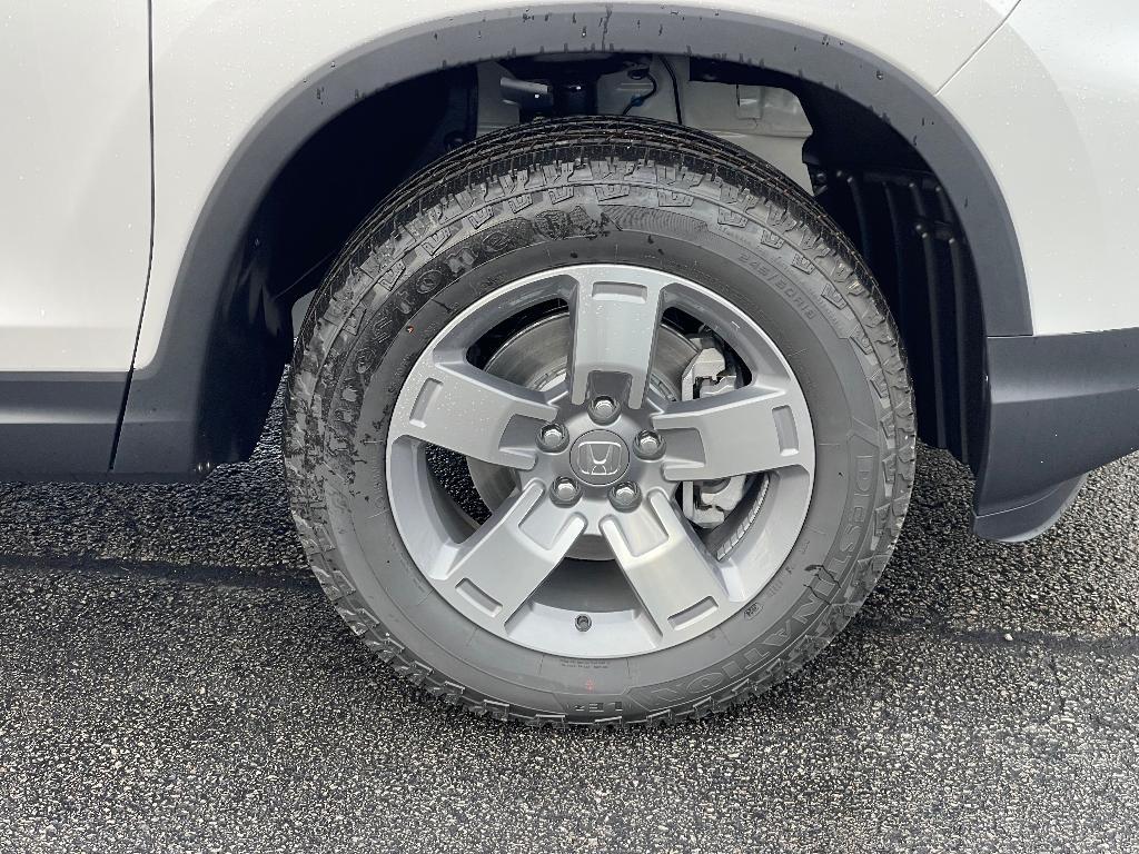 new 2025 Honda Ridgeline car, priced at $40,792