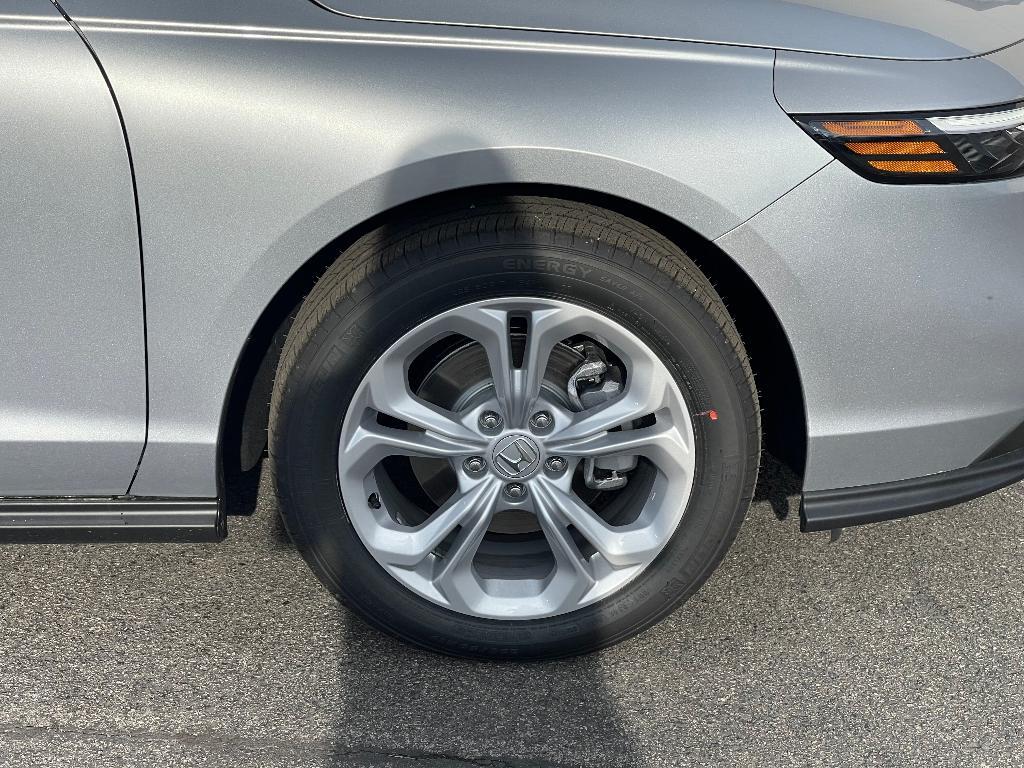 new 2025 Honda Accord car, priced at $28,707