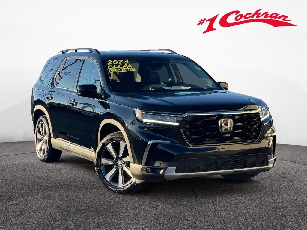 used 2023 Honda Pilot car, priced at $45,402