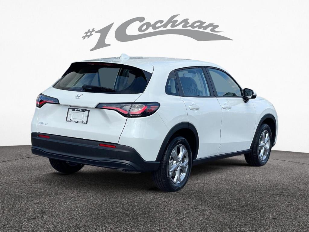 new 2025 Honda HR-V car, priced at $27,899