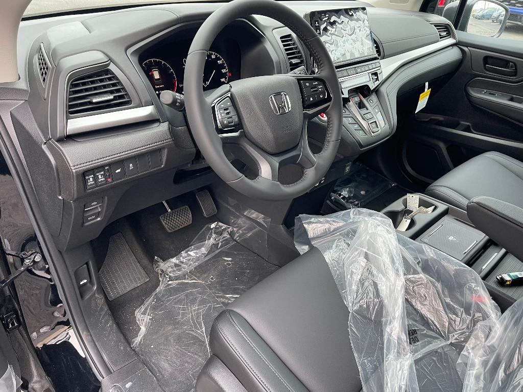 new 2025 Honda Odyssey car, priced at $43,805