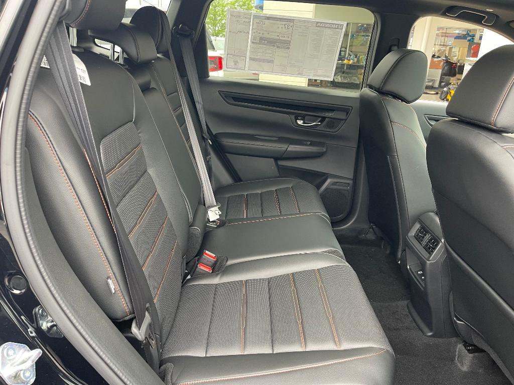 new 2025 Honda CR-V Hybrid car, priced at $39,795