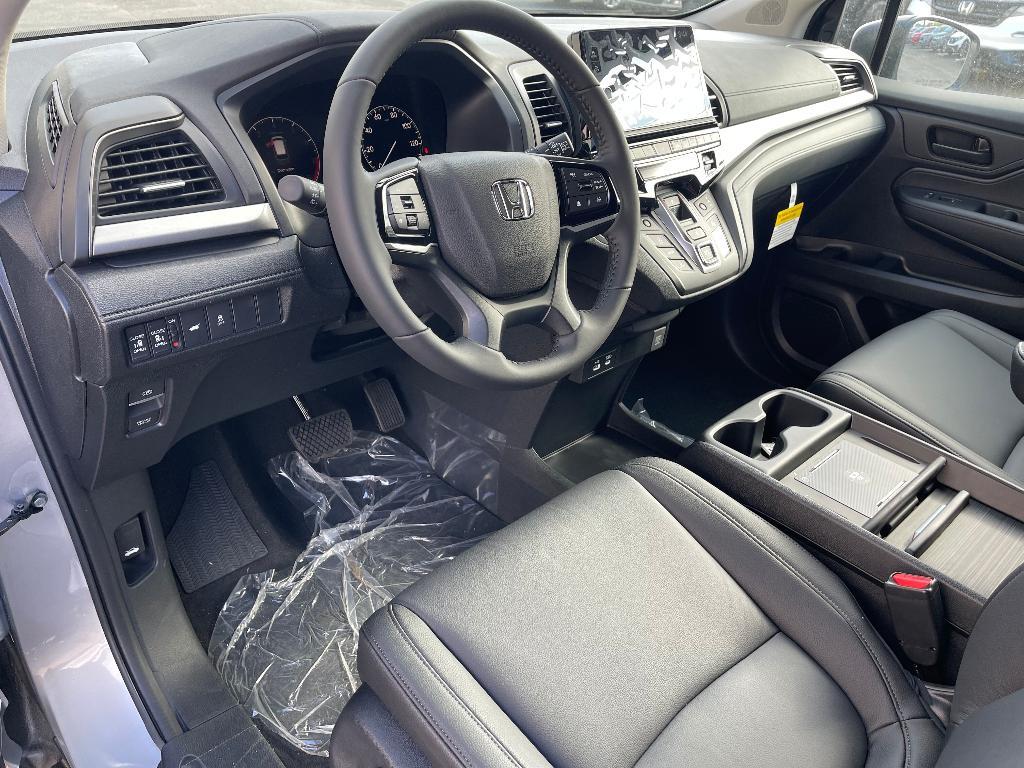 new 2025 Honda Odyssey car, priced at $42,050