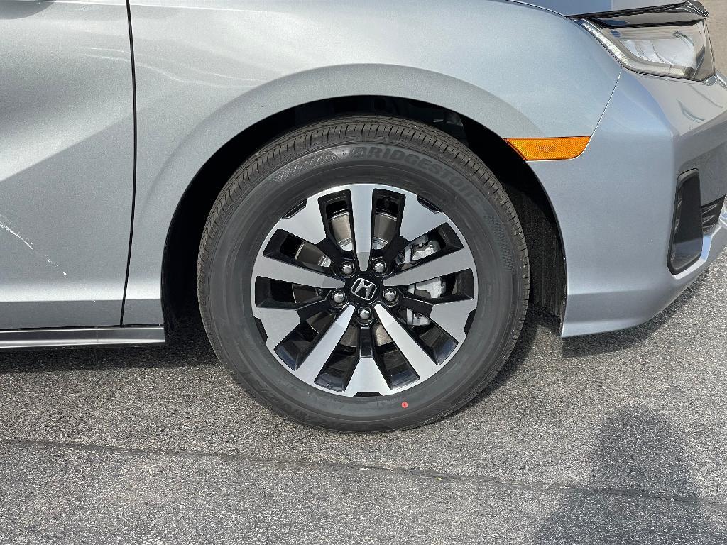 new 2025 Honda Odyssey car, priced at $42,050