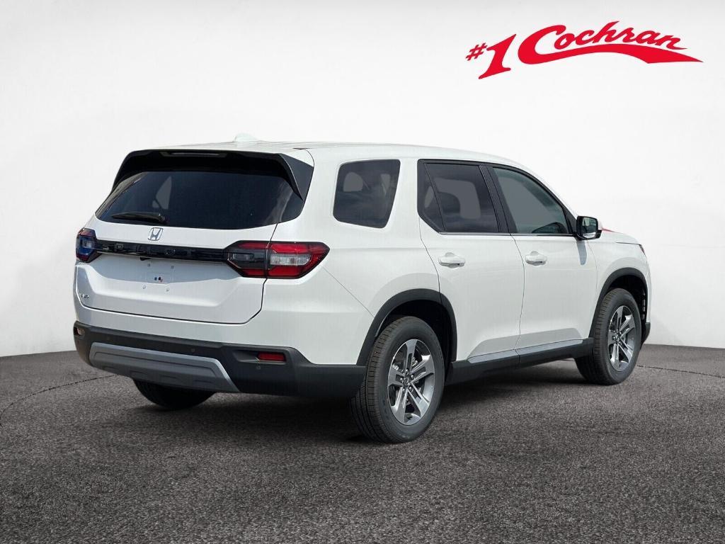 new 2025 Honda Pilot car, priced at $43,842