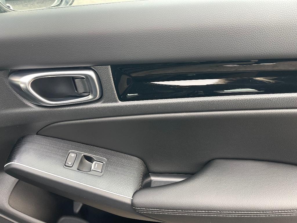 new 2025 Honda Civic Hybrid car, priced at $30,183
