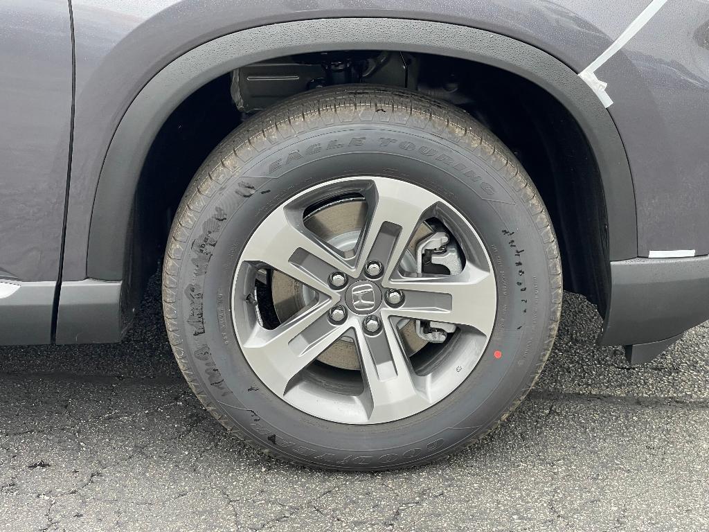 new 2025 Honda Pilot car, priced at $44,915