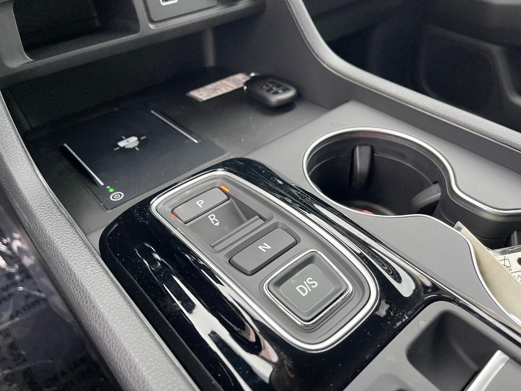new 2025 Honda Pilot car, priced at $44,915