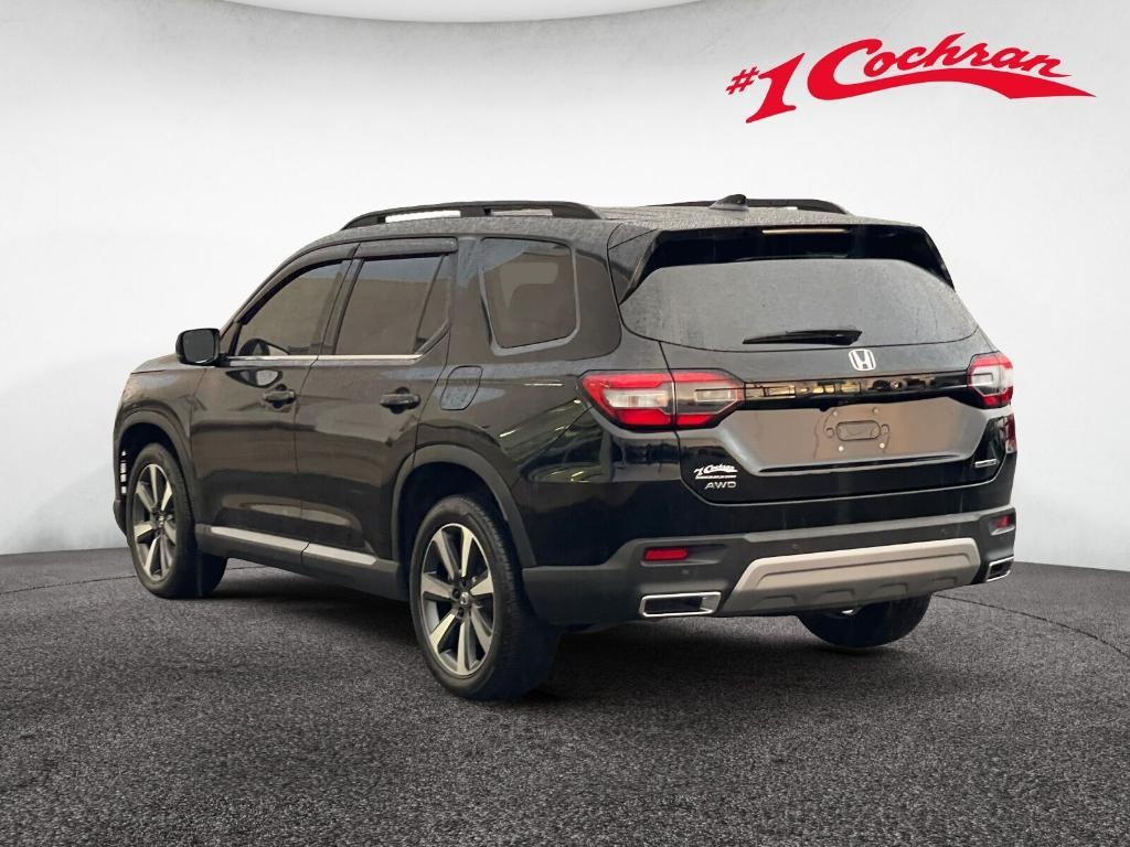 new 2024 Honda Pilot car, priced at $50,375