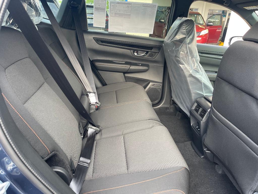 new 2026 Honda CR-V Hybrid car, priced at $40,195