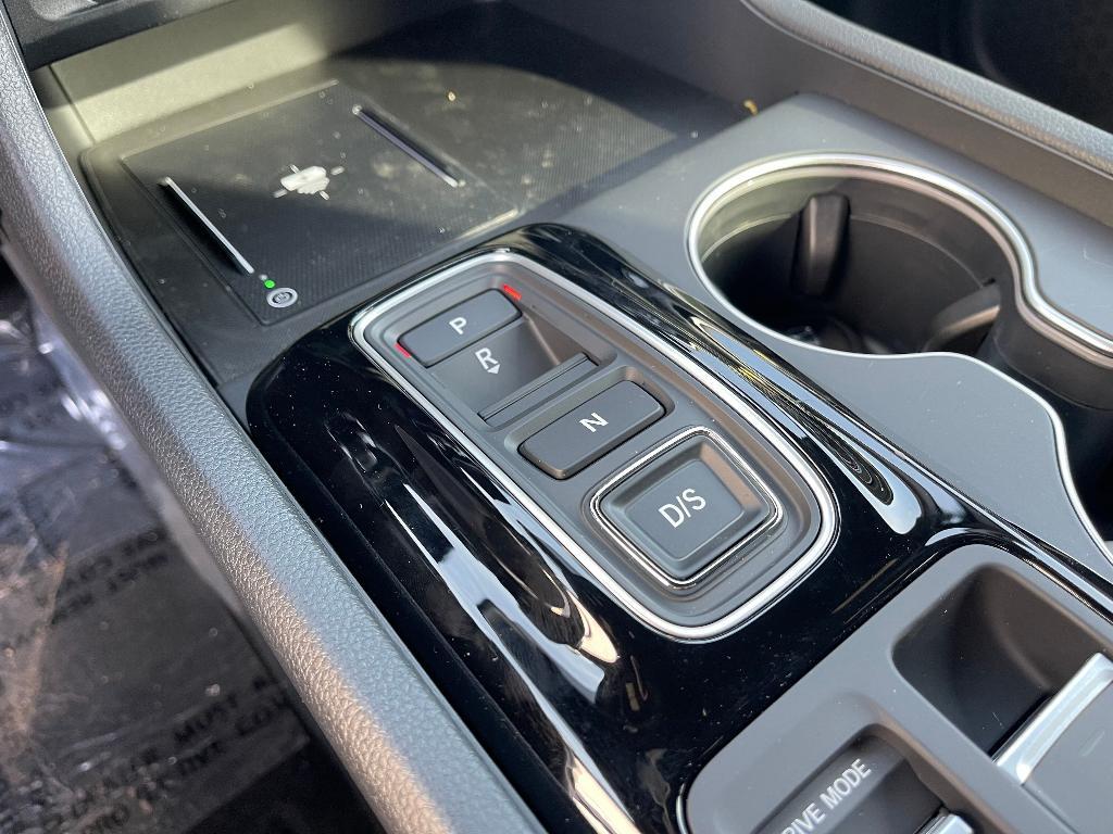 new 2025 Honda Pilot car, priced at $51,654