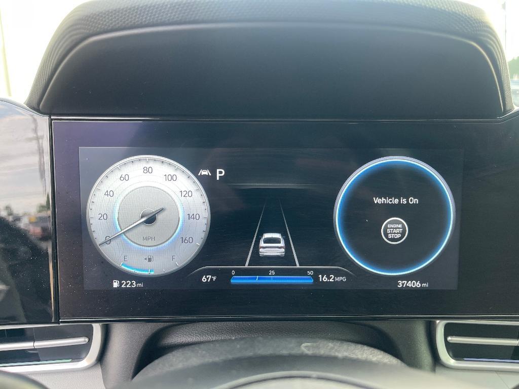 used 2022 Hyundai Elantra car, priced at $17,900