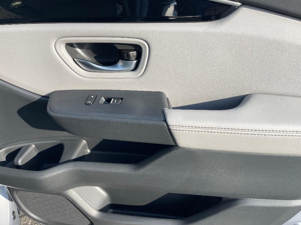 new 2025 Honda Pilot car, priced at $44,368