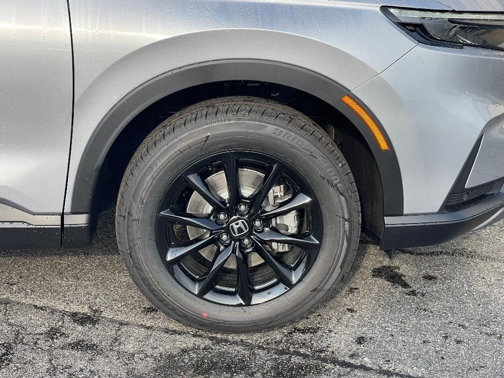 new 2026 Honda CR-V Hybrid car, priced at $39,683