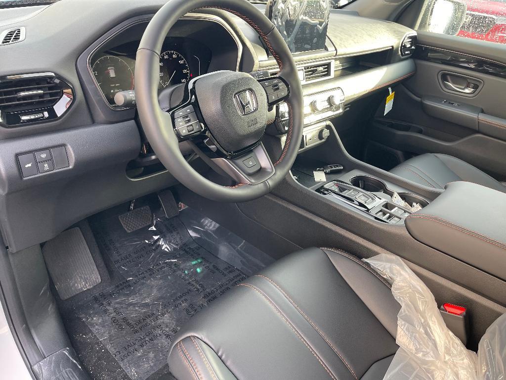 new 2025 Honda Pilot car, priced at $49,186
