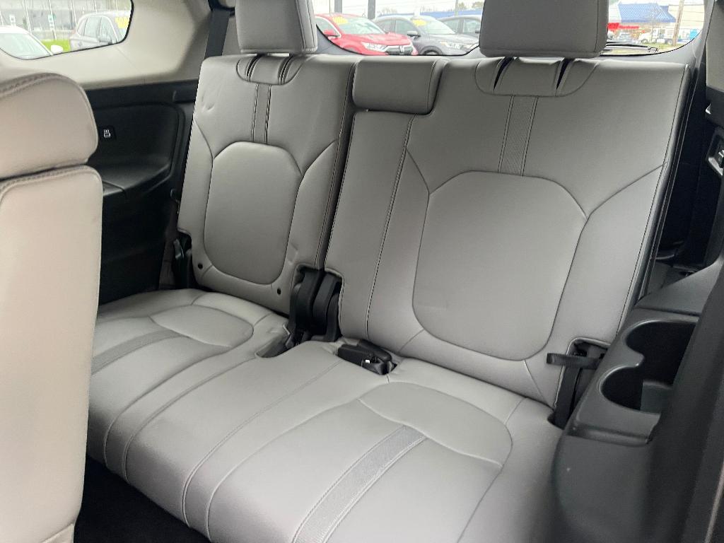 used 2023 Honda Pilot car, priced at $36,897
