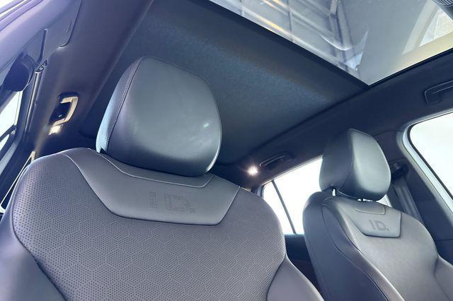 used 2021 Volkswagen ID.4 car, priced at $20,790