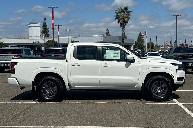 new 2025 Nissan Frontier car